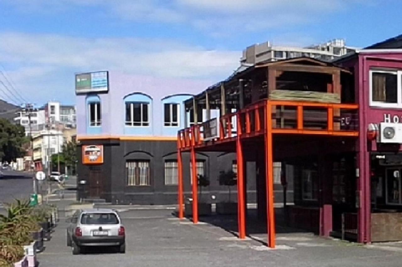 District Six Backpackers * Cape Town