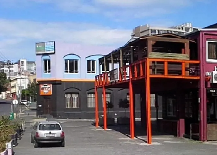 District Six Backpackers